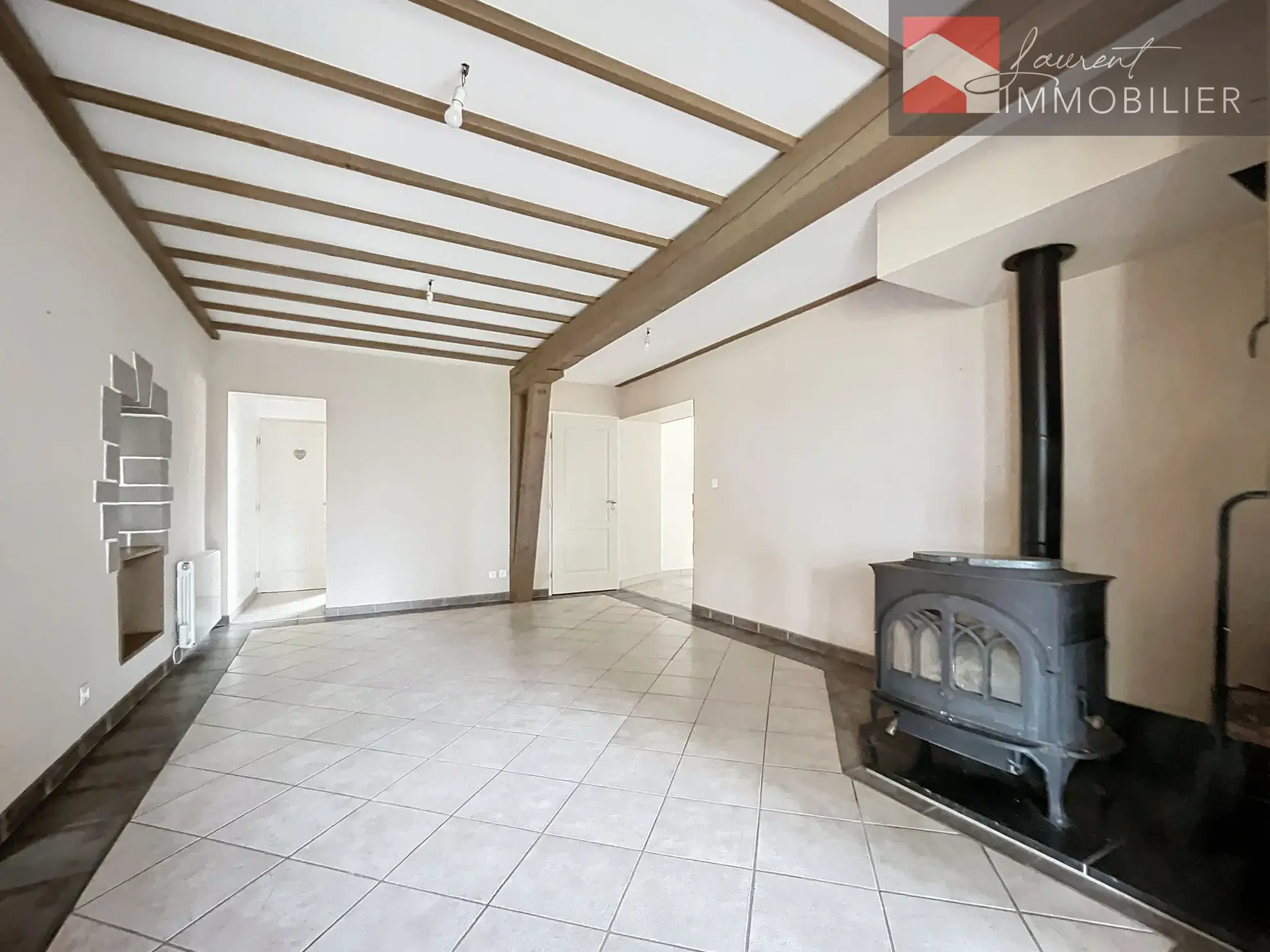 Maison spacieuse avec 3 chambres à Saint Etienne sur Reyssouze 