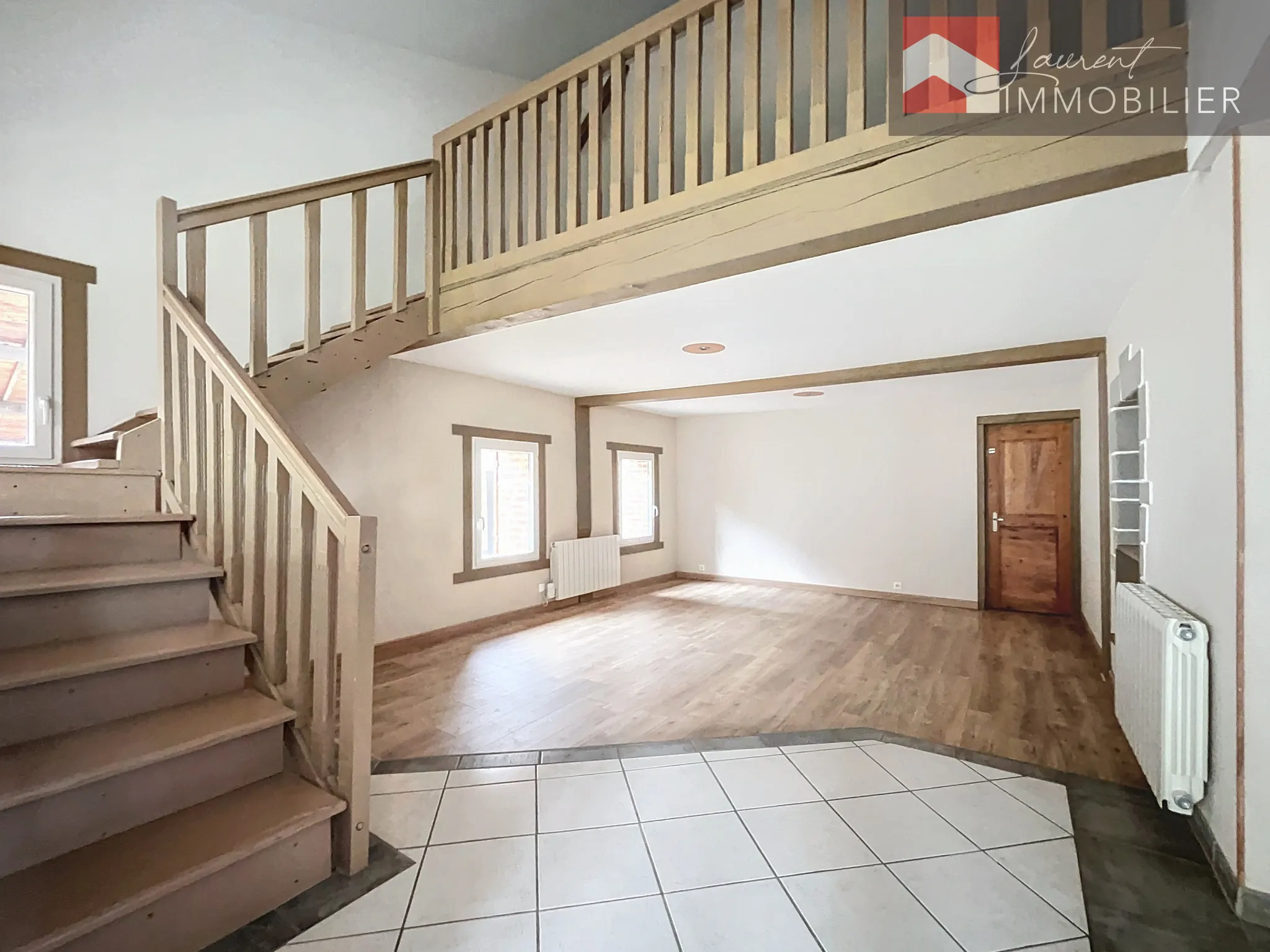 Maison spacieuse avec 3 chambres à Saint Etienne sur Reyssouze 