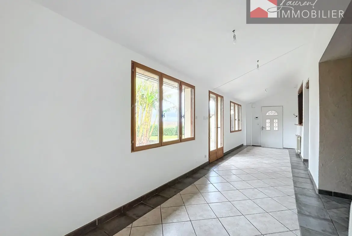 Maison spacieuse avec 3 chambres à Saint Etienne sur Reyssouze 