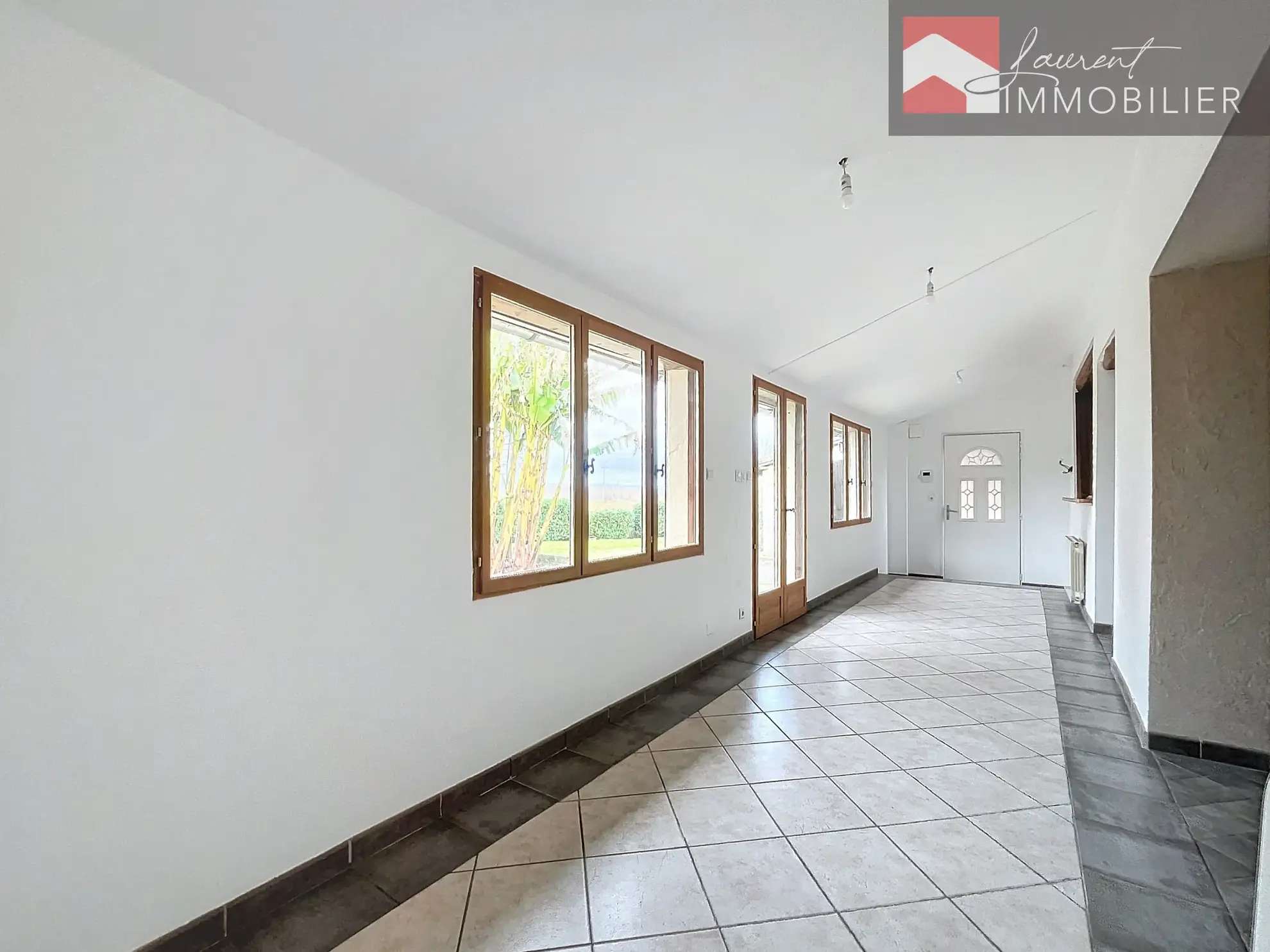 Maison spacieuse avec 3 chambres à Saint Etienne sur Reyssouze 