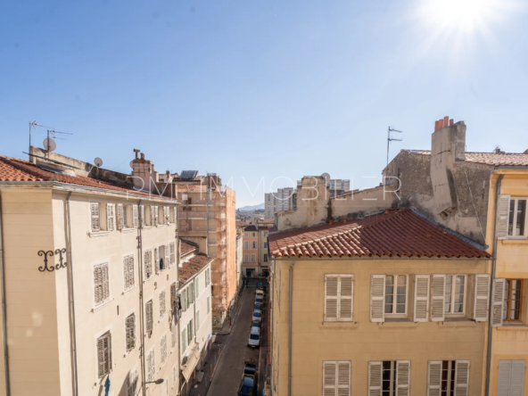 À vendre : Appartement T2 de 37 m² à Belsunce, Marseille 