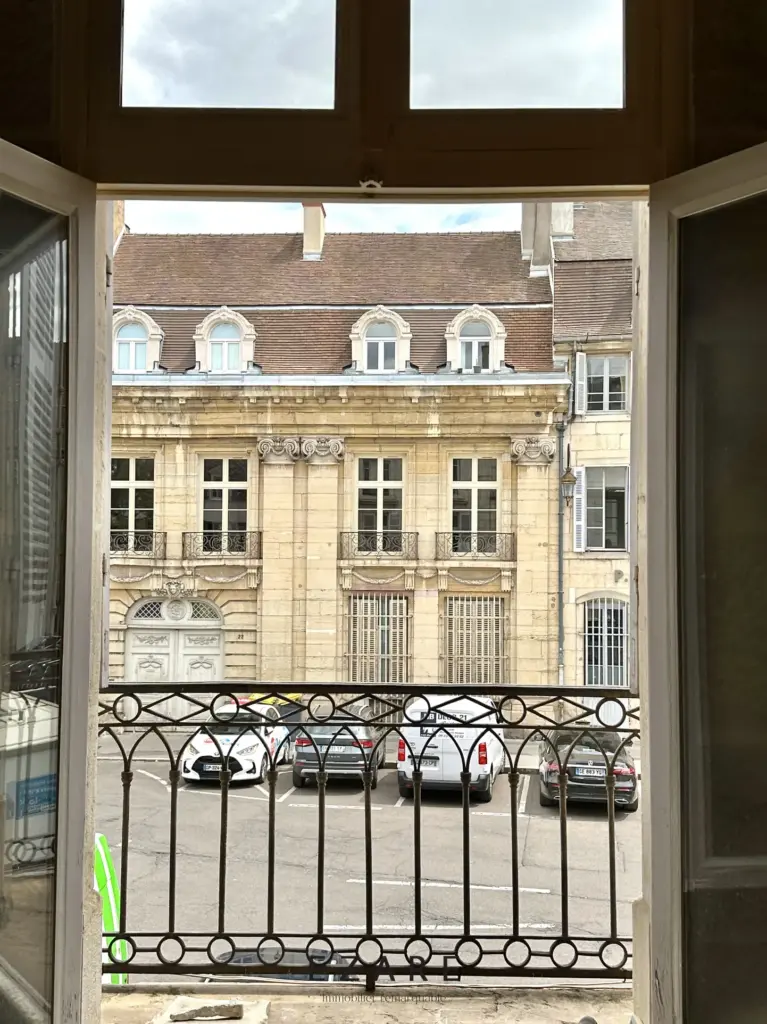 Appartement à rénover de 72,5 m² à vendre à Dijon