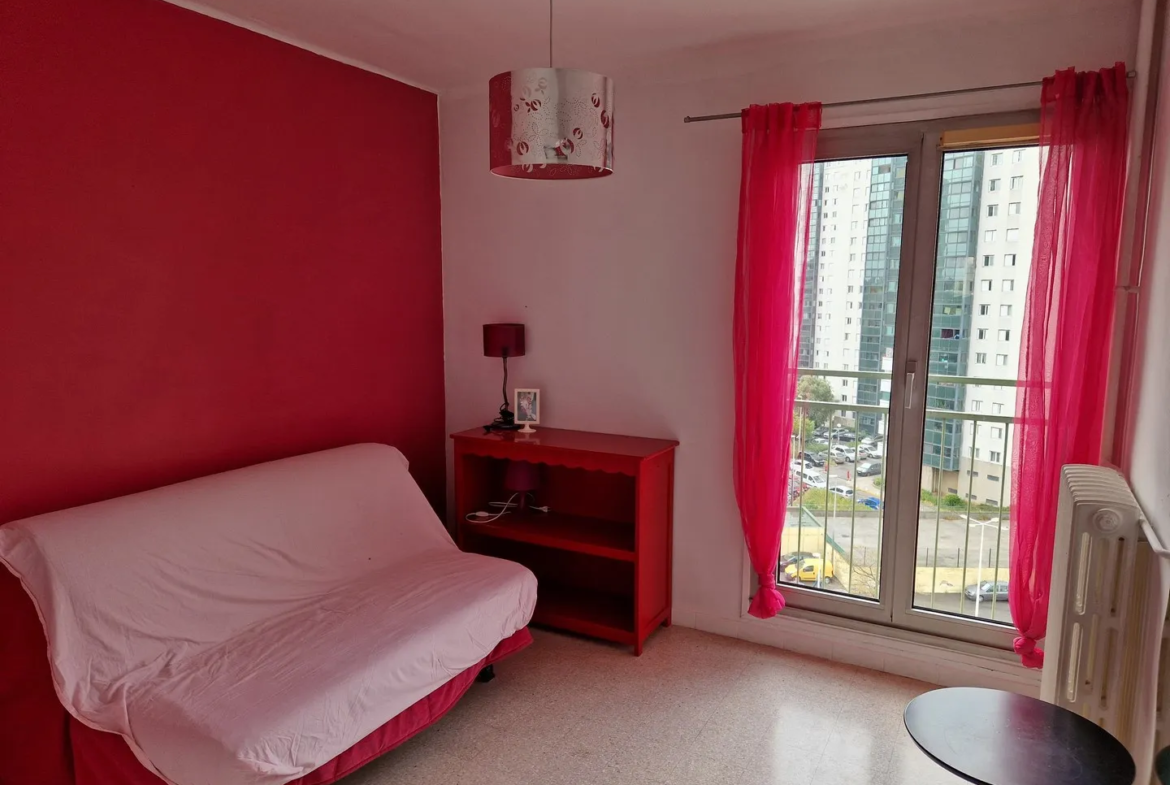 Appartement T5 de 88 m² à Toulon Aguillon avec Balcon et Ascenseur 