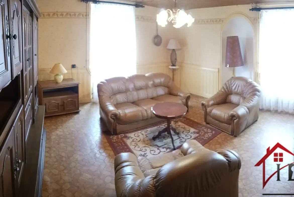 Maison de village à Gevigney-et-Mercey - 154m² à vendre 