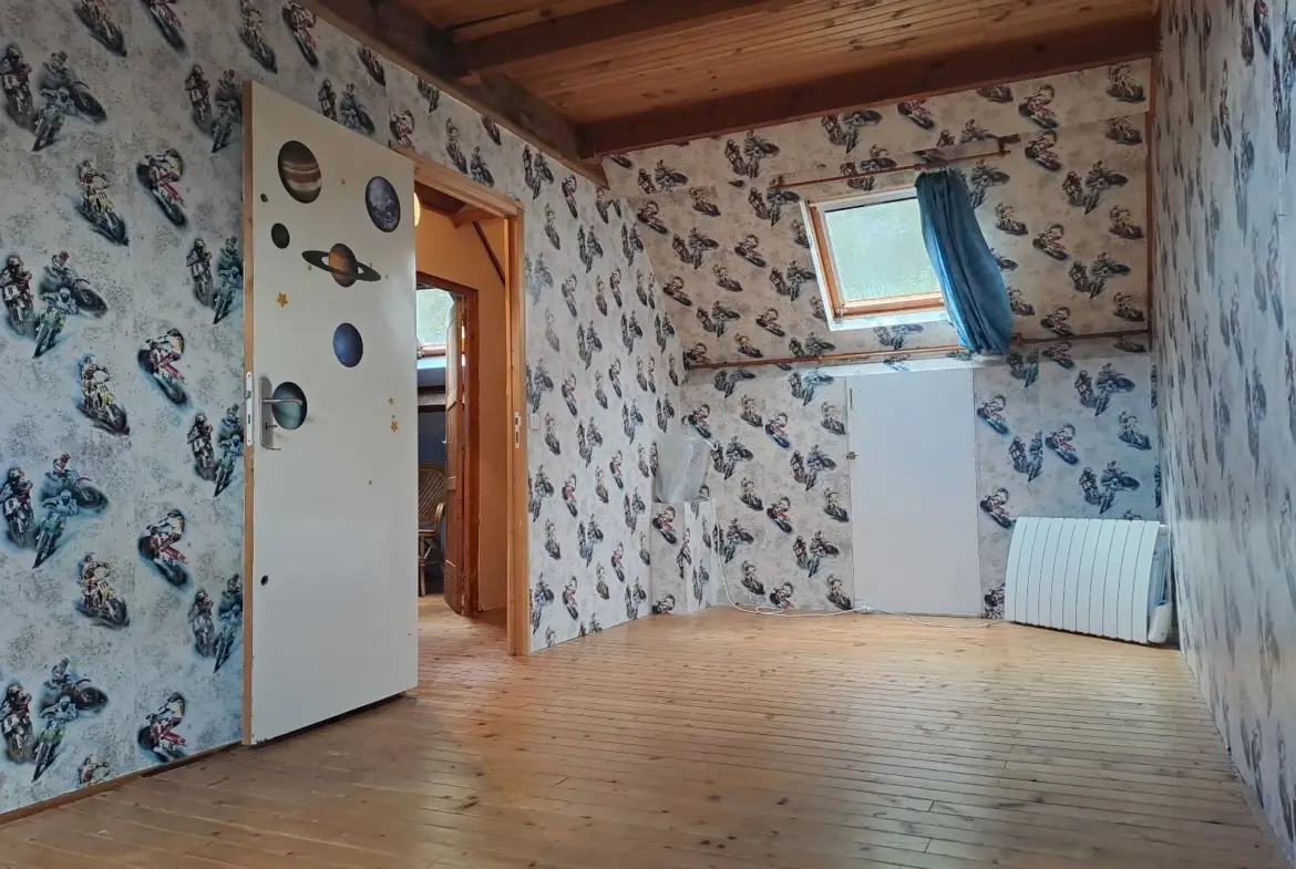 Maison familiale 7 pièces à Pierres - 130 m² 