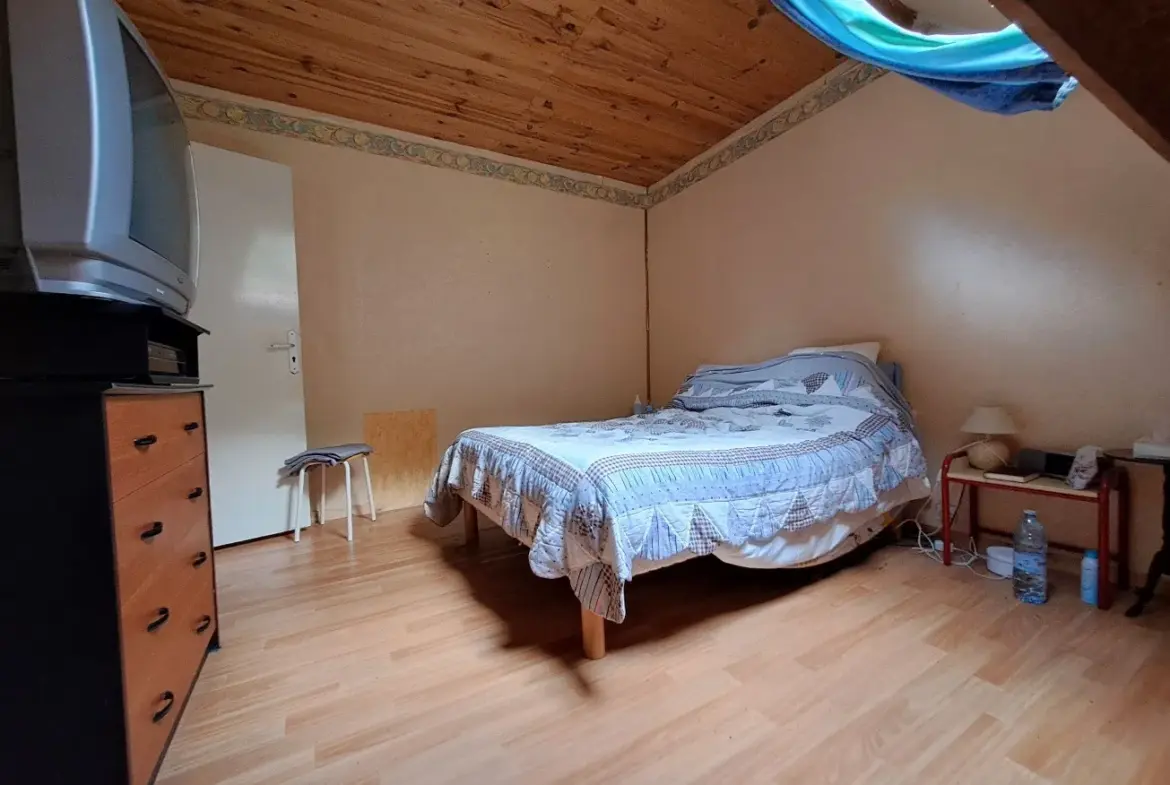Maison familiale 7 pièces à Pierres - 130 m² 