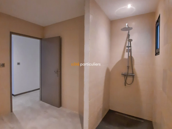 Maison individuelle 145 m² à Le Deschaux - 4 chambres 