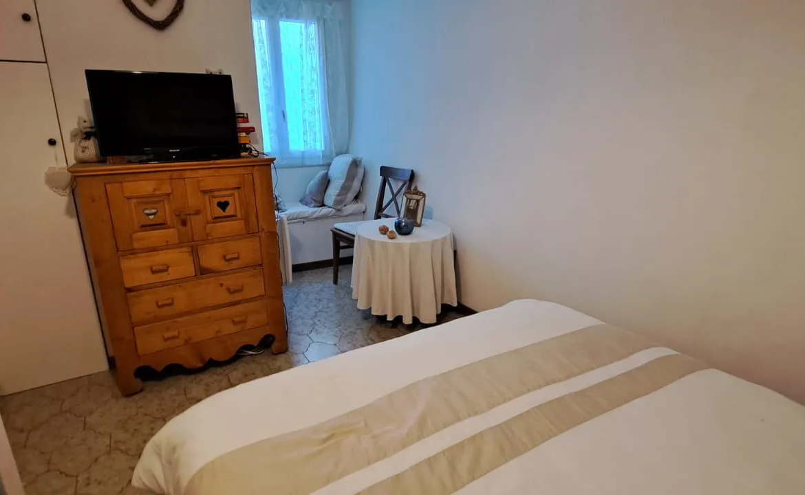 Maison de village avec terrasse et balcon à Saint Laurent du Verdon 