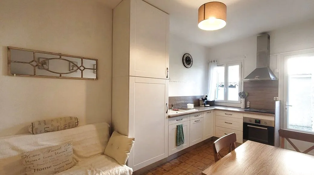 Maison de village avec terrasse et balcon à Saint Laurent du Verdon 