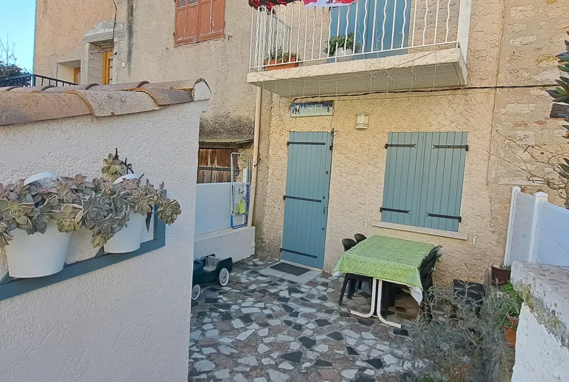 Maison de village avec terrasse et balcon à Saint Laurent du Verdon 