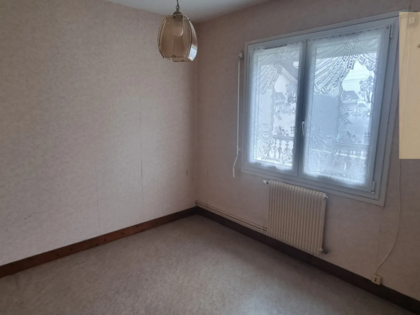 Maison fonctionnelle à vendre près de Vendôme - 117 000 € 