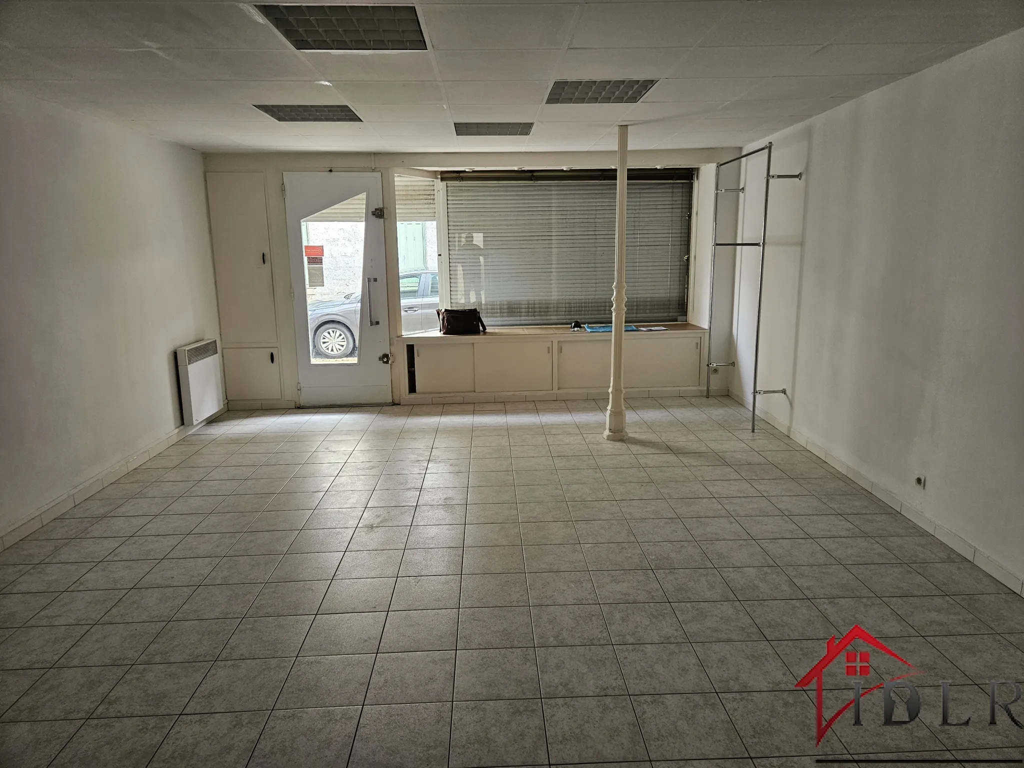 Immeuble d'investissement à vendre à Wassy 
