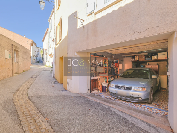 Maison de village T4 avec garage à Carnoules - 78 m² 