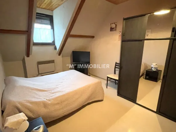 Pavillon familial à La Ferté-sous-Jouarre, 5 chambres, terrain de 948 m² 