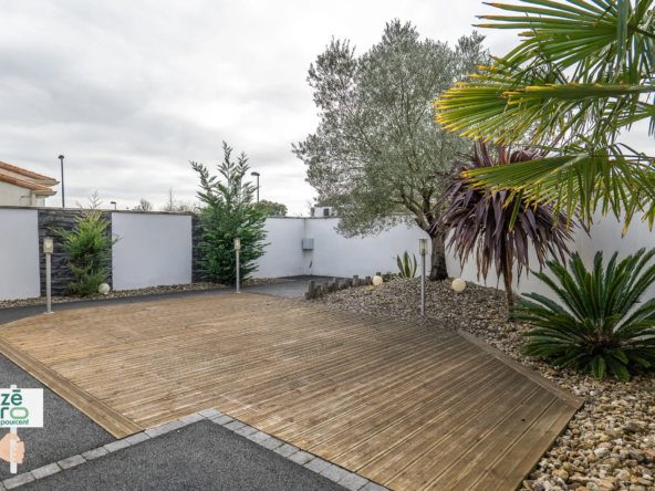 Pavillon Plain-Pied à Angles - 3 Chambres, Terrain de 477 m² 