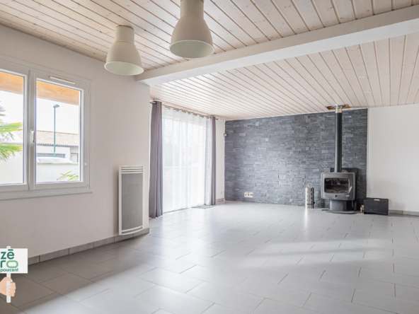 Pavillon Plain-Pied à Angles - 3 Chambres, Terrain de 477 m² 