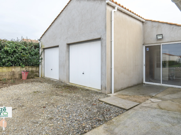 Pavillon Plain-Pied à Angles - 3 Chambres, Terrain de 477 m² 