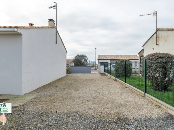 Pavillon Plain-Pied à Angles - 3 Chambres, Terrain de 477 m² 