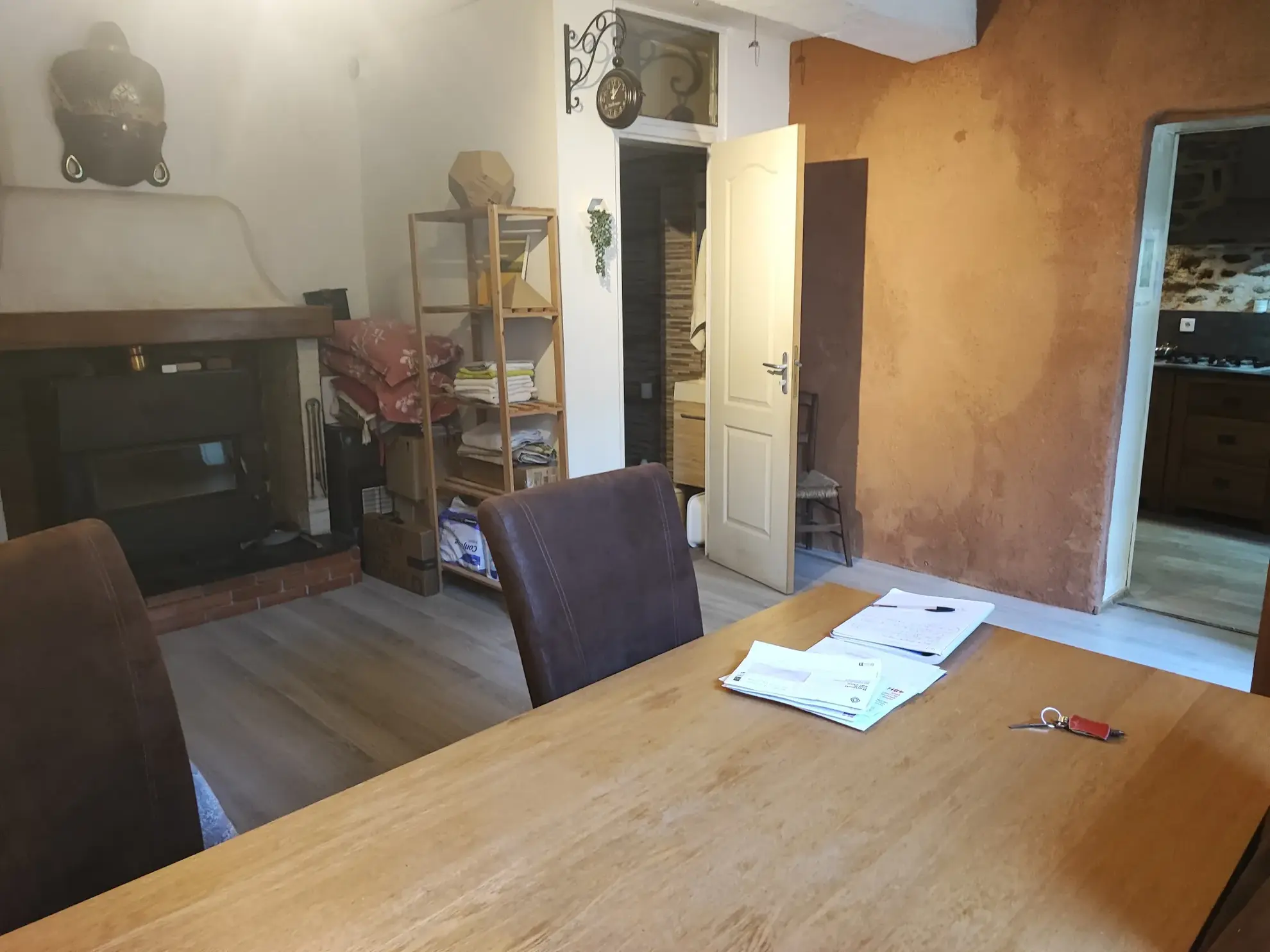 Maison de village à vendre avec potentiel de rénovation 