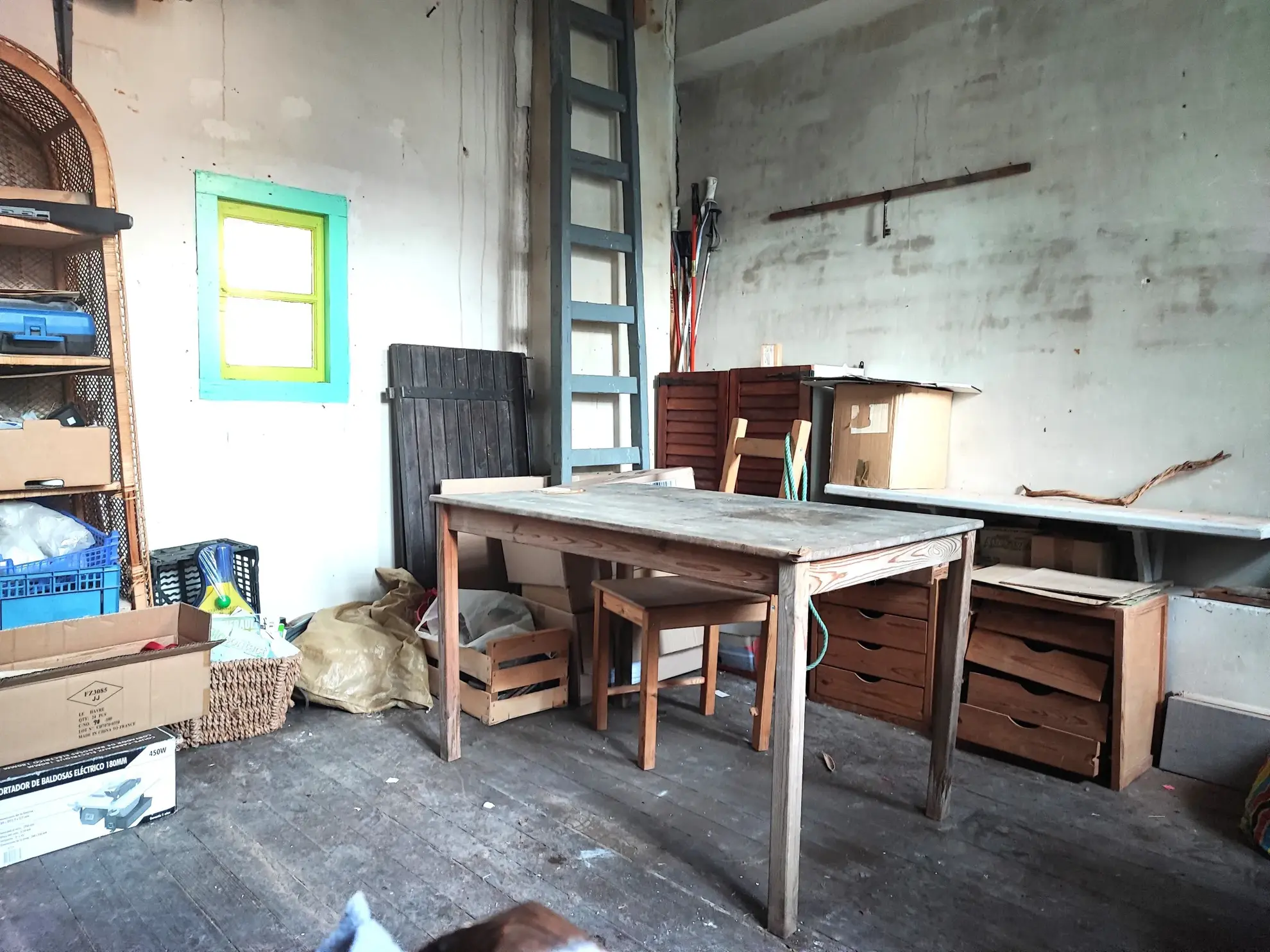 Maison de village à vendre avec potentiel de rénovation 