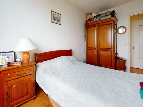À vendre : Appartement F2 à 100 m du RER B de Drancy 