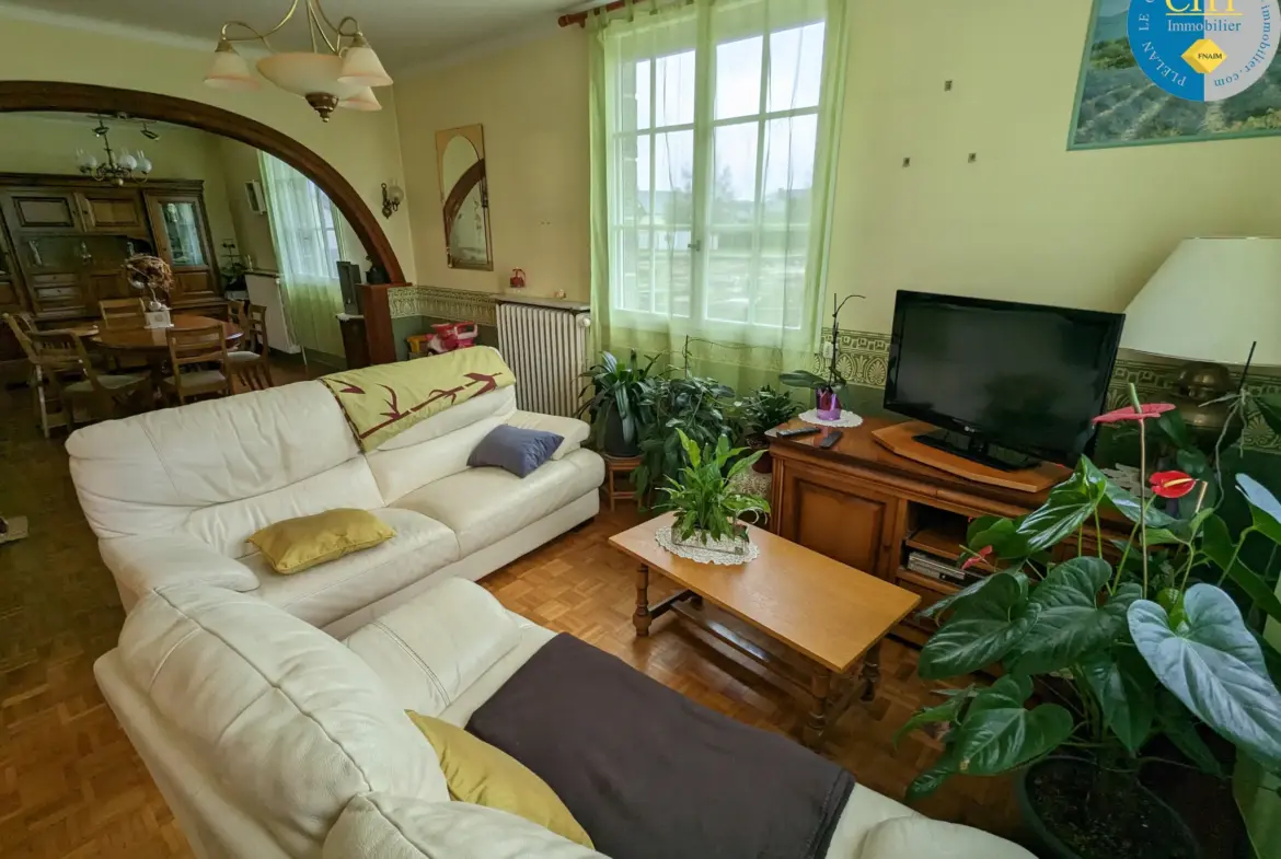Maison à vendre à Guer - 5 pièces en centre-ville 