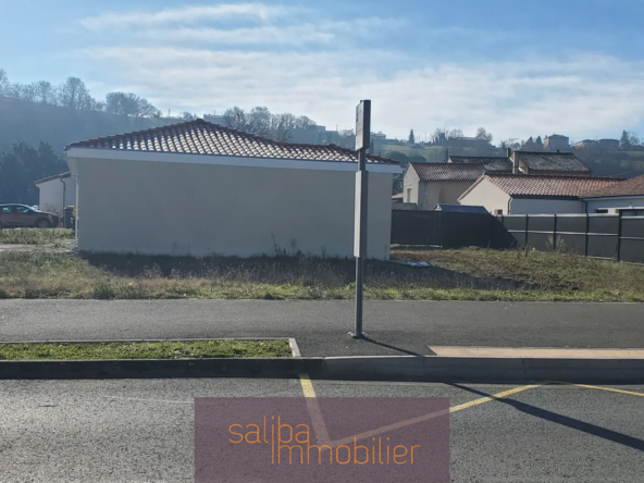 Terrain à bâtir viabilisé de 319 m² au Séquestre 