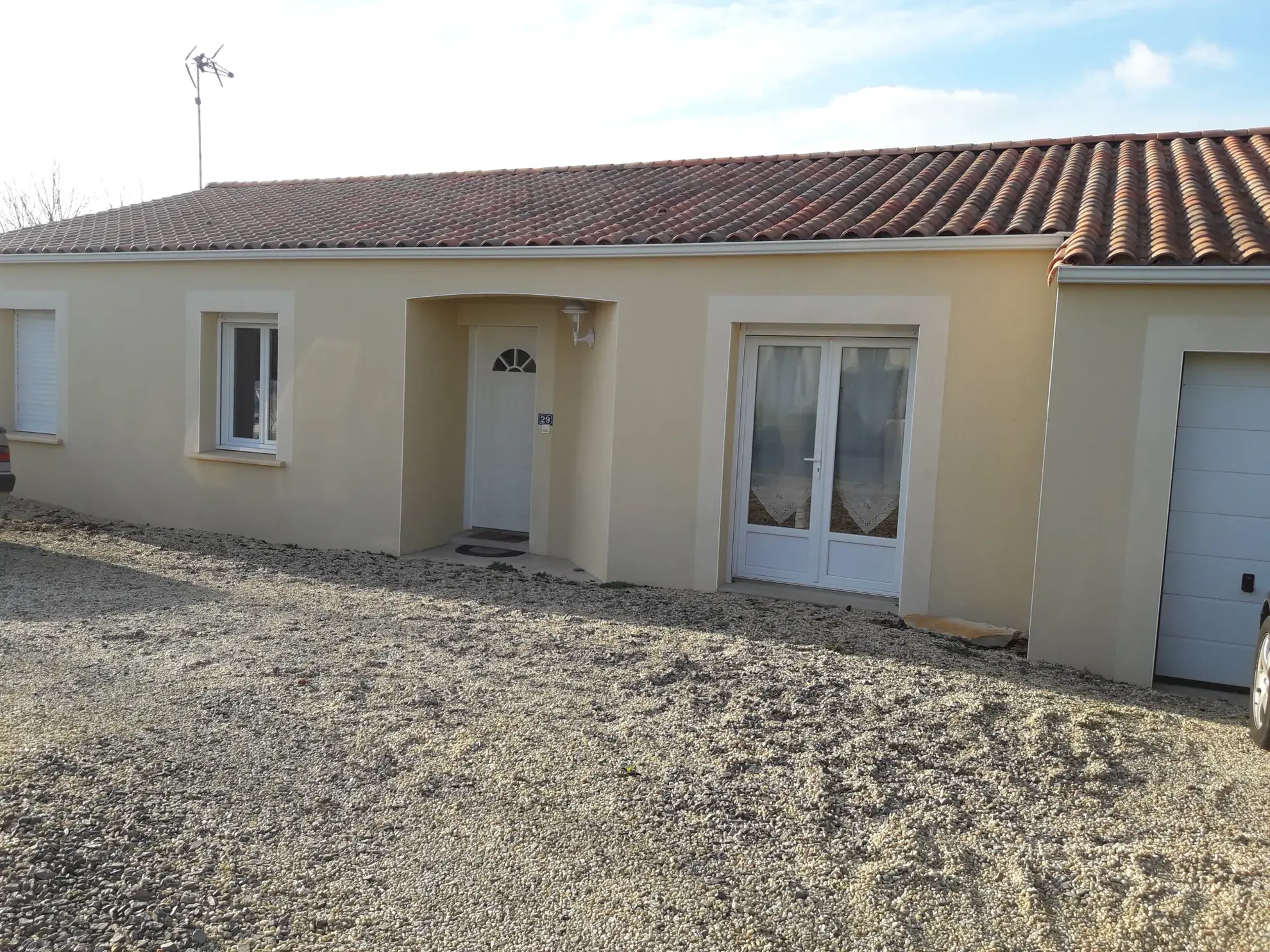 Agréable Maison de Plain-Pied à Saint-Aubin-la-Plaine 