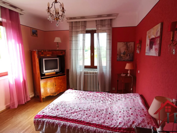 Maison de caractère à Gerbepal, 10 pièces, 277 m² avec potentiel 