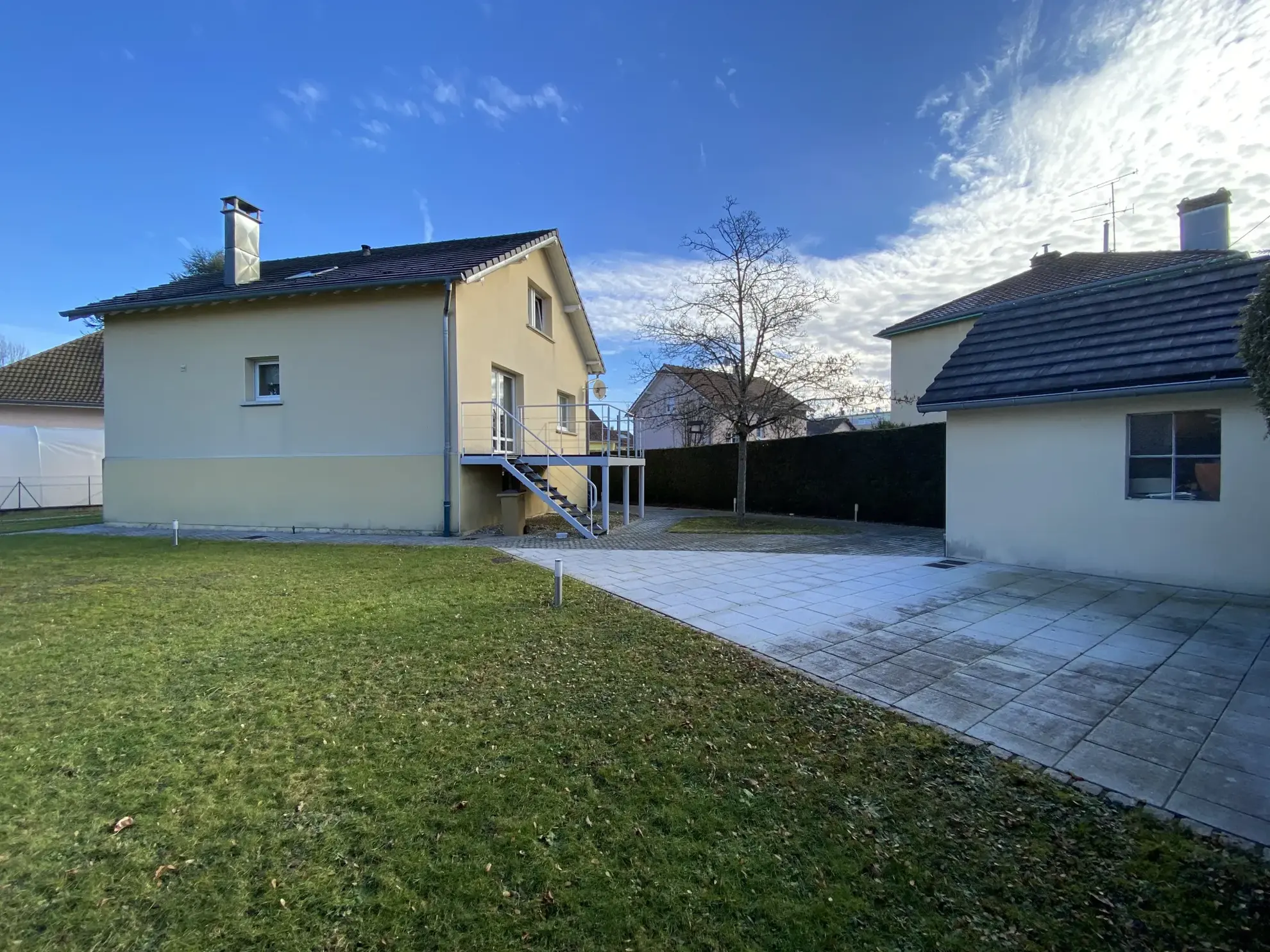 Maison spacieuse à Valdoie avec 5 chambres et jardin 