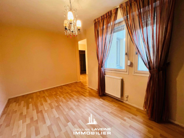 À vendre : Grand appartement 3 pièces à Metz-Sablon 