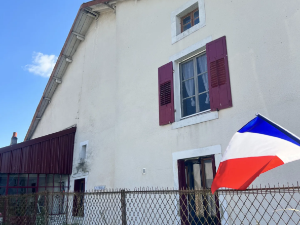 Maison de village à vendre à Vernois sur Mance 