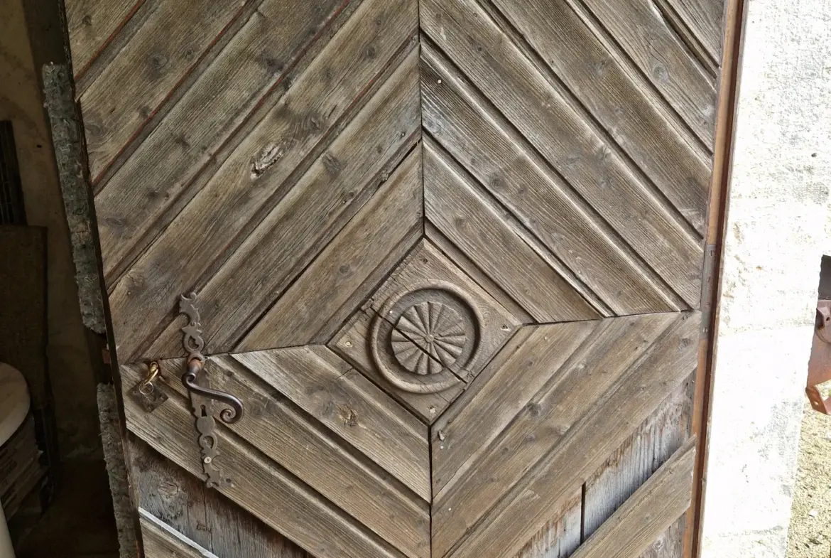Maison individuelle de caractère année 1766 à vendre à Lambrey 