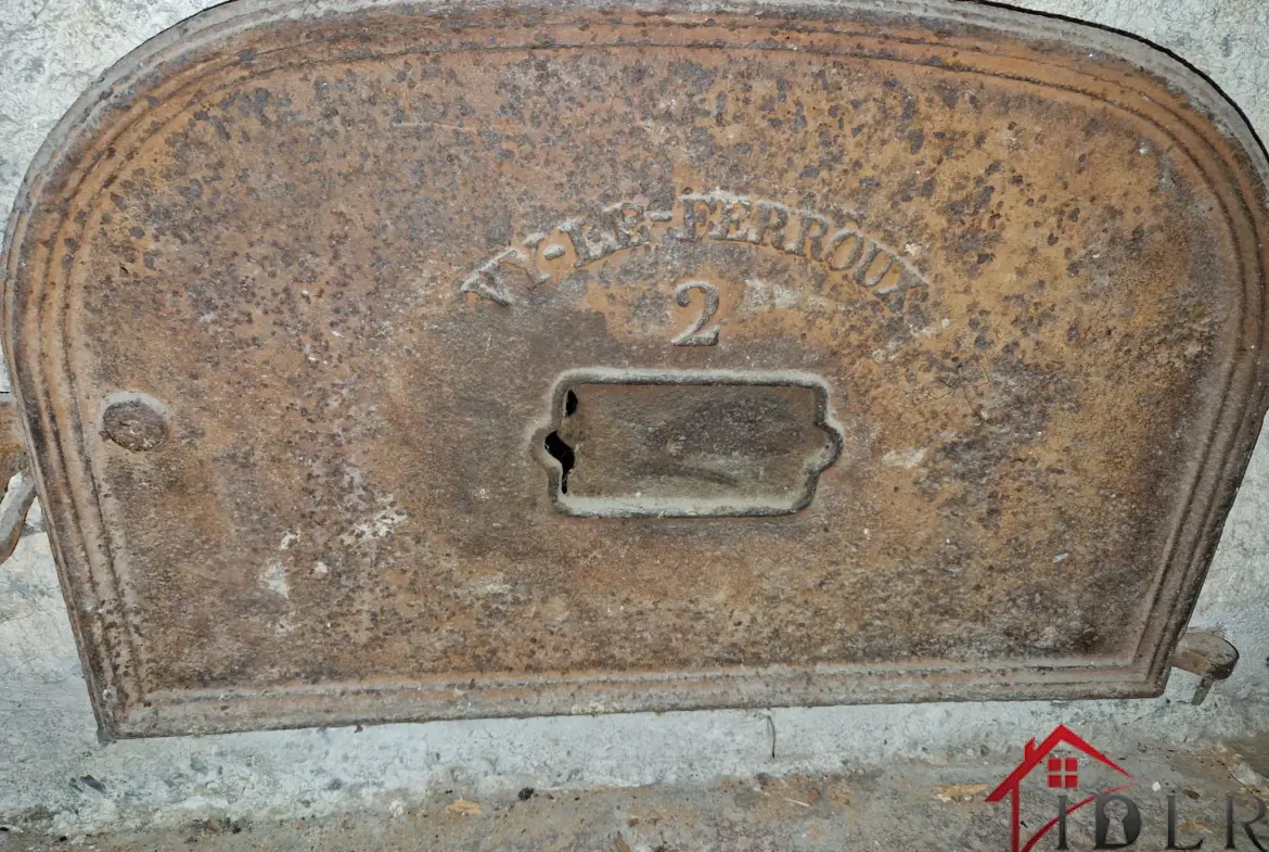 Maison individuelle de caractère année 1766 à vendre à Lambrey 