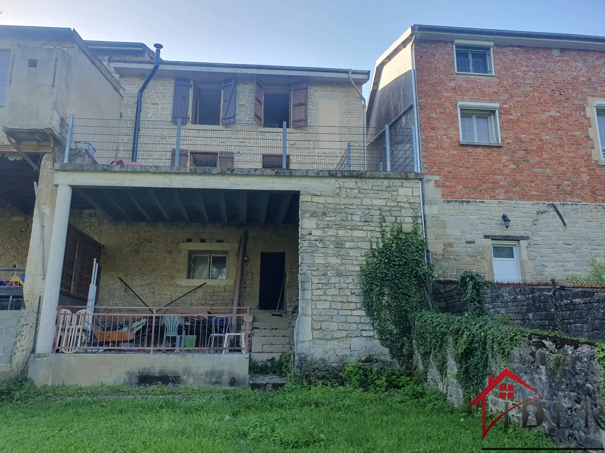 Maison de village à Roches sur Marne - 3 chambres avec jardin 