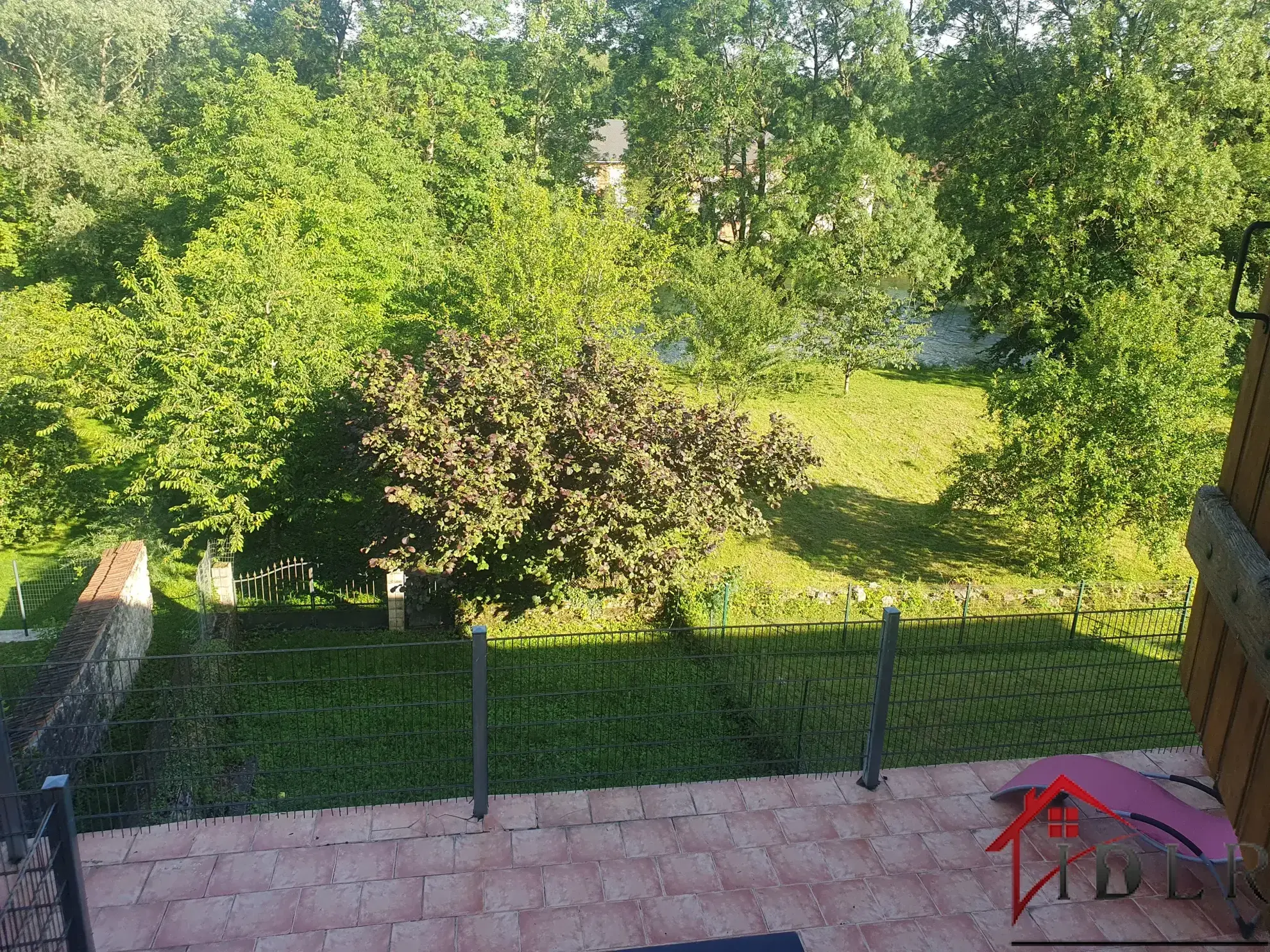 Maison de village à Roches sur Marne - 3 chambres avec jardin 