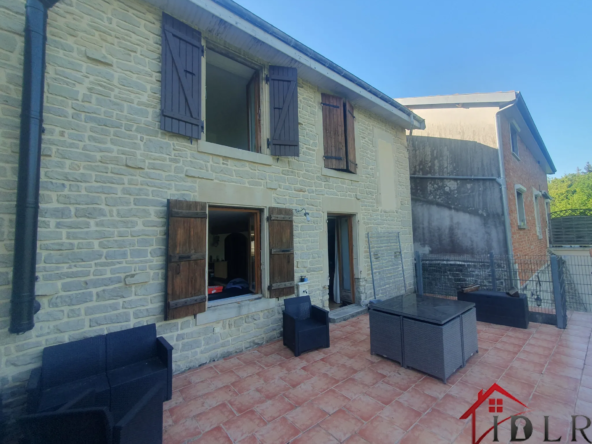 Maison de village à Roches sur Marne - 3 chambres avec jardin