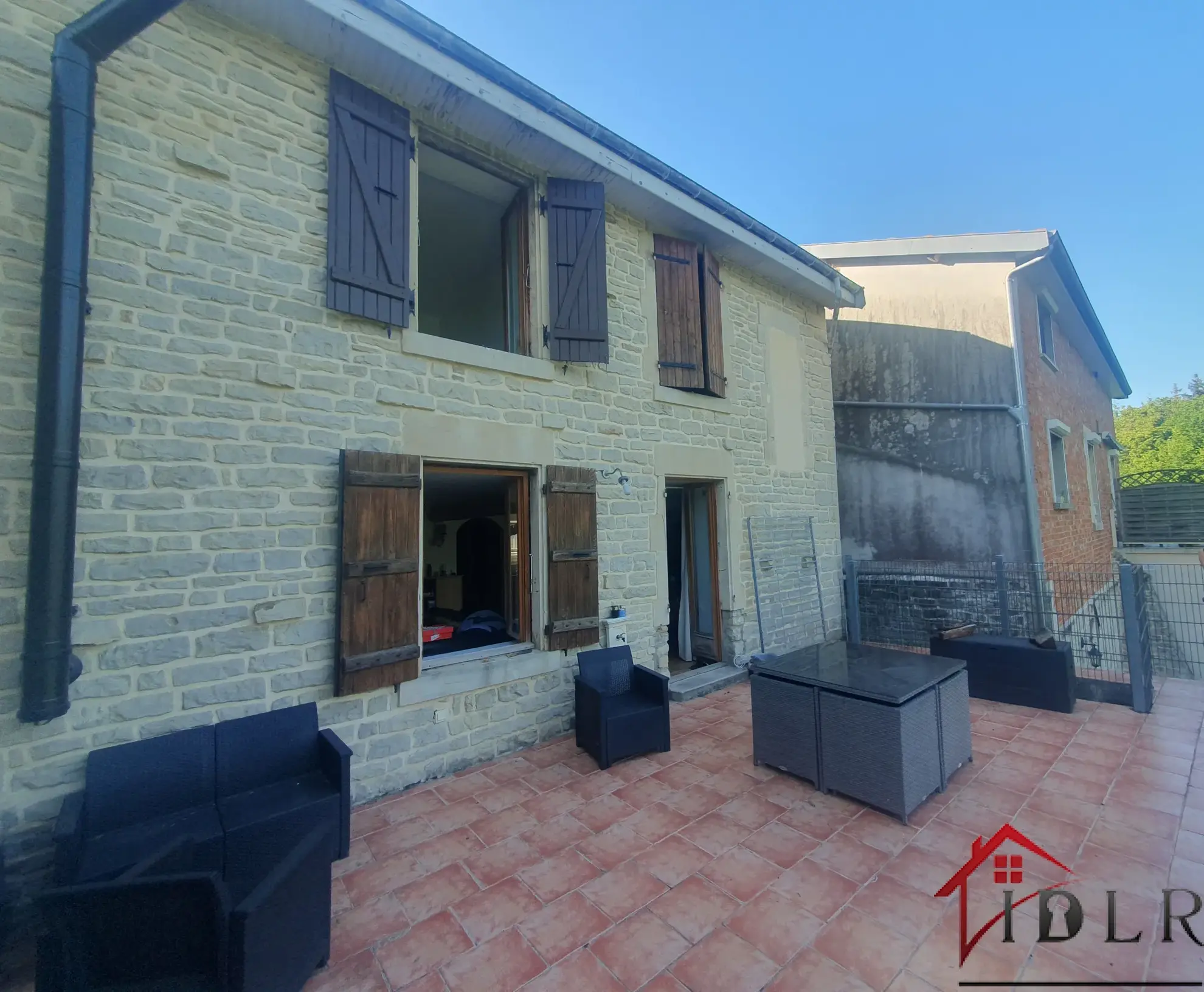 Maison de village à Roches sur Marne - 3 chambres avec jardin 