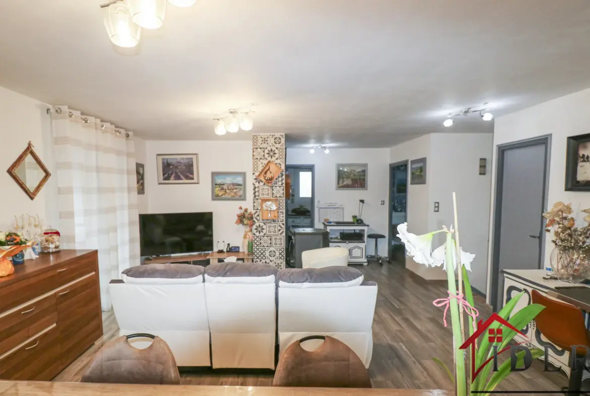 Maison moderne 115 m² à vendre à Granges-Aumontzey - 5 pièces, 3 chambres 