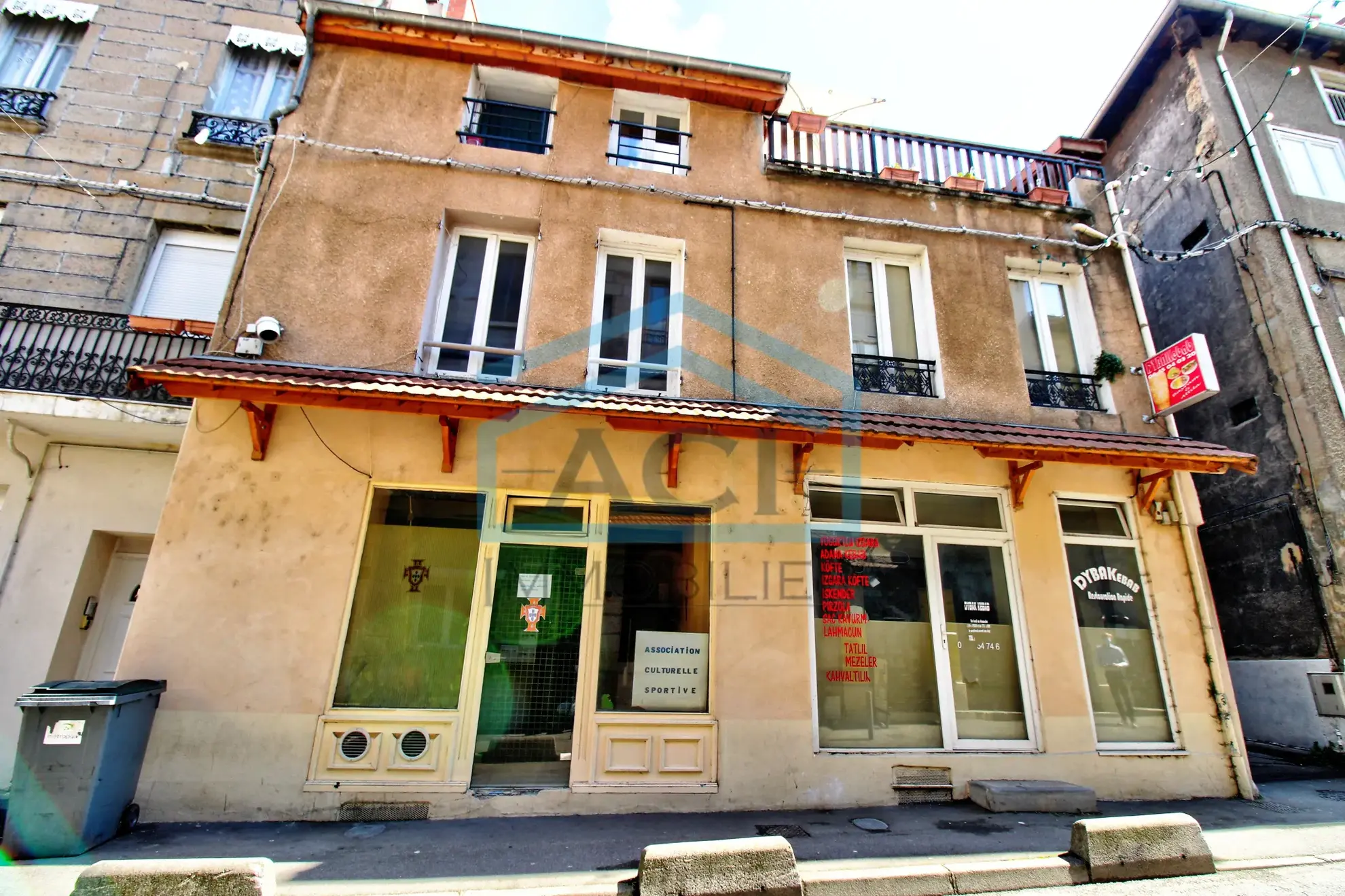 Immeuble de rapport à Rive de Gier - Idéal investisseur 