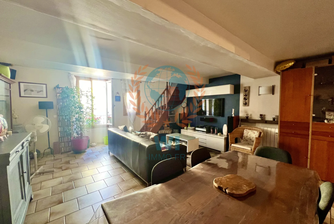 Triplex spacieux de 5 pièces au coeur de Trans en Provence 