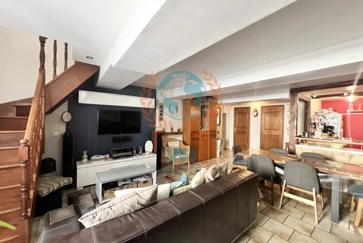 Triplex spacieux de 5 pièces au coeur de Trans en Provence 
