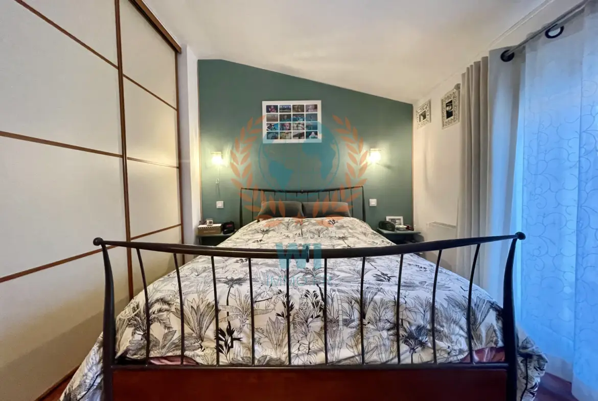 Triplex spacieux de 5 pièces au coeur de Trans en Provence 