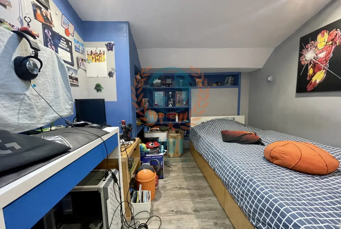 Triplex spacieux de 5 pièces au coeur de Trans en Provence 