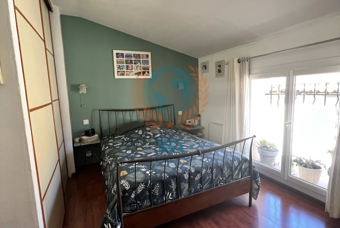 Triplex spacieux de 5 pièces au coeur de Trans en Provence 