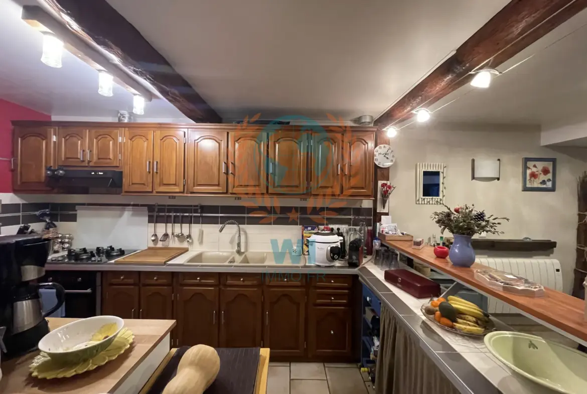 Triplex spacieux de 5 pièces au coeur de Trans en Provence 
