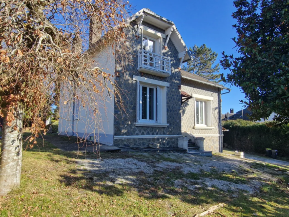 Maison en Pierre avec Parc de 3000 m² à Lubersac
