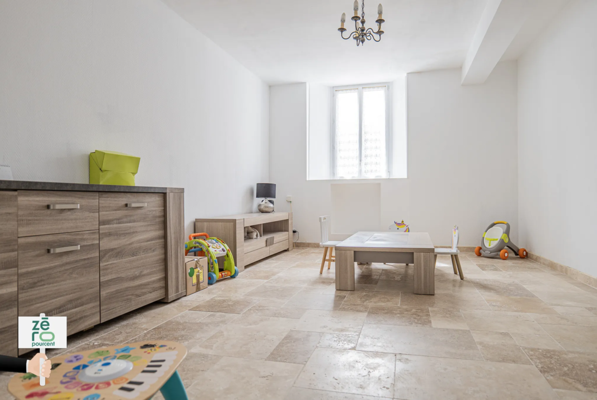 Maison de 145 m² à Mareuil-sur-Lay avec jardin au bord du Lay 
