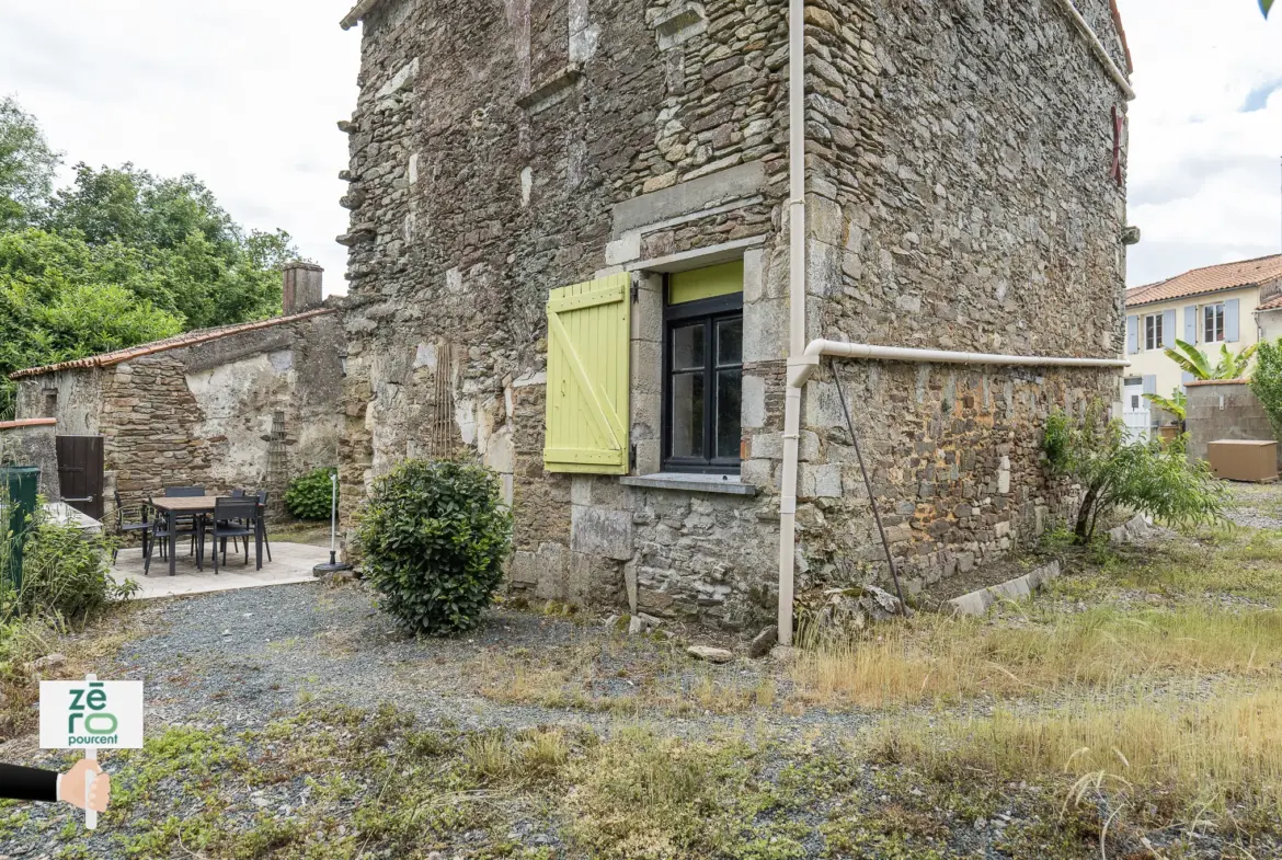 Maison de 145 m² à Mareuil-sur-Lay avec jardin au bord du Lay 