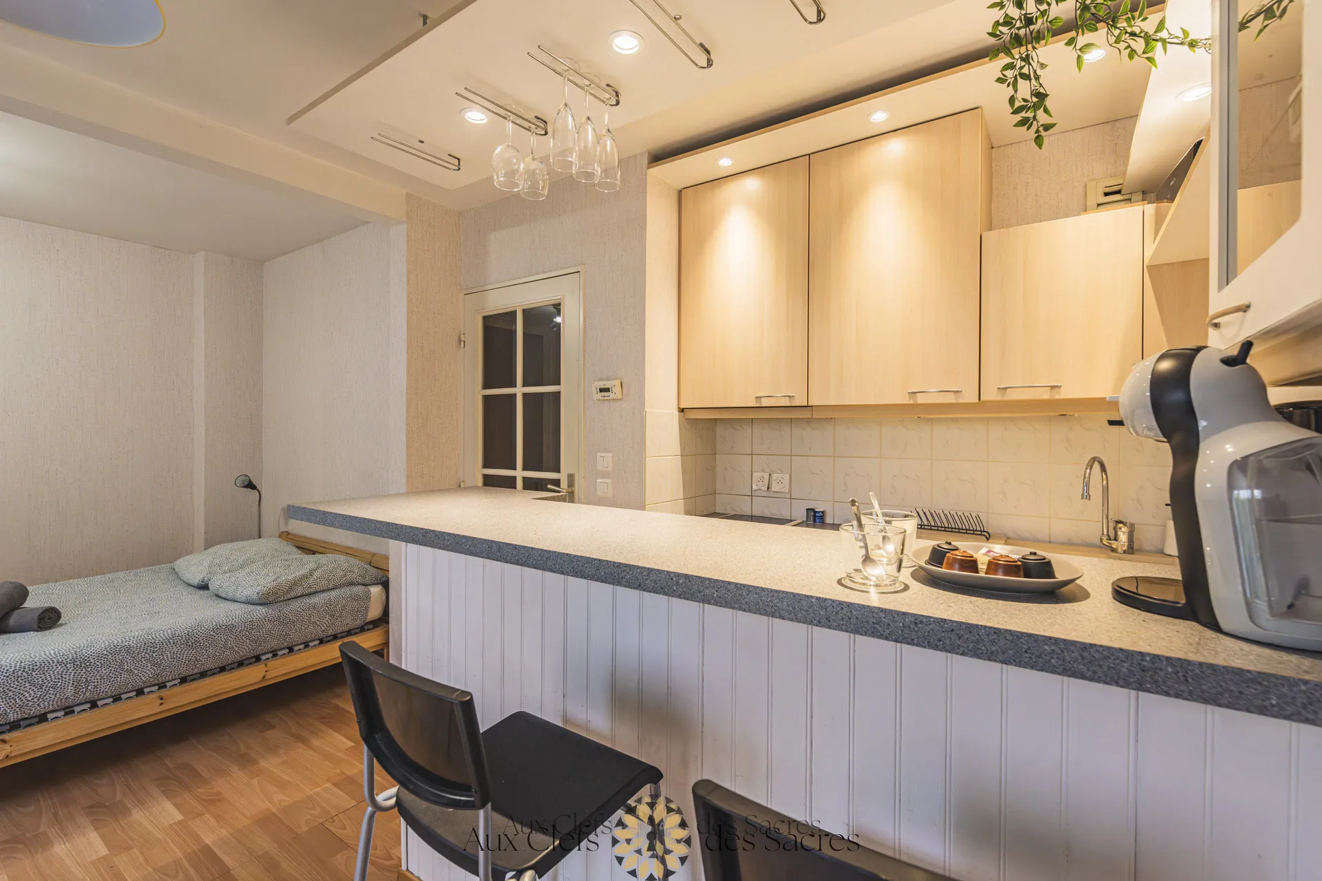 À vendre : Grand studio avec terrasse à Reims secteur Moissons 